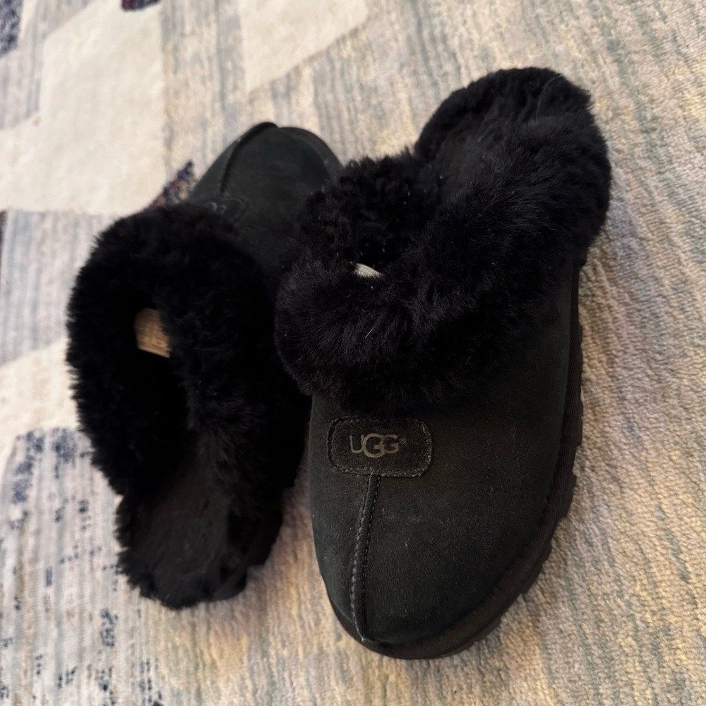 UGG Australia Coquette Black Shearling Slippers Size 8